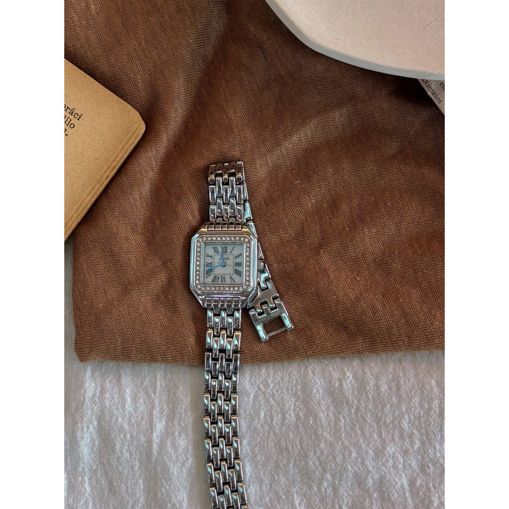 Silver Vintage Style Women’s Square Watch - Picture 4 of 7